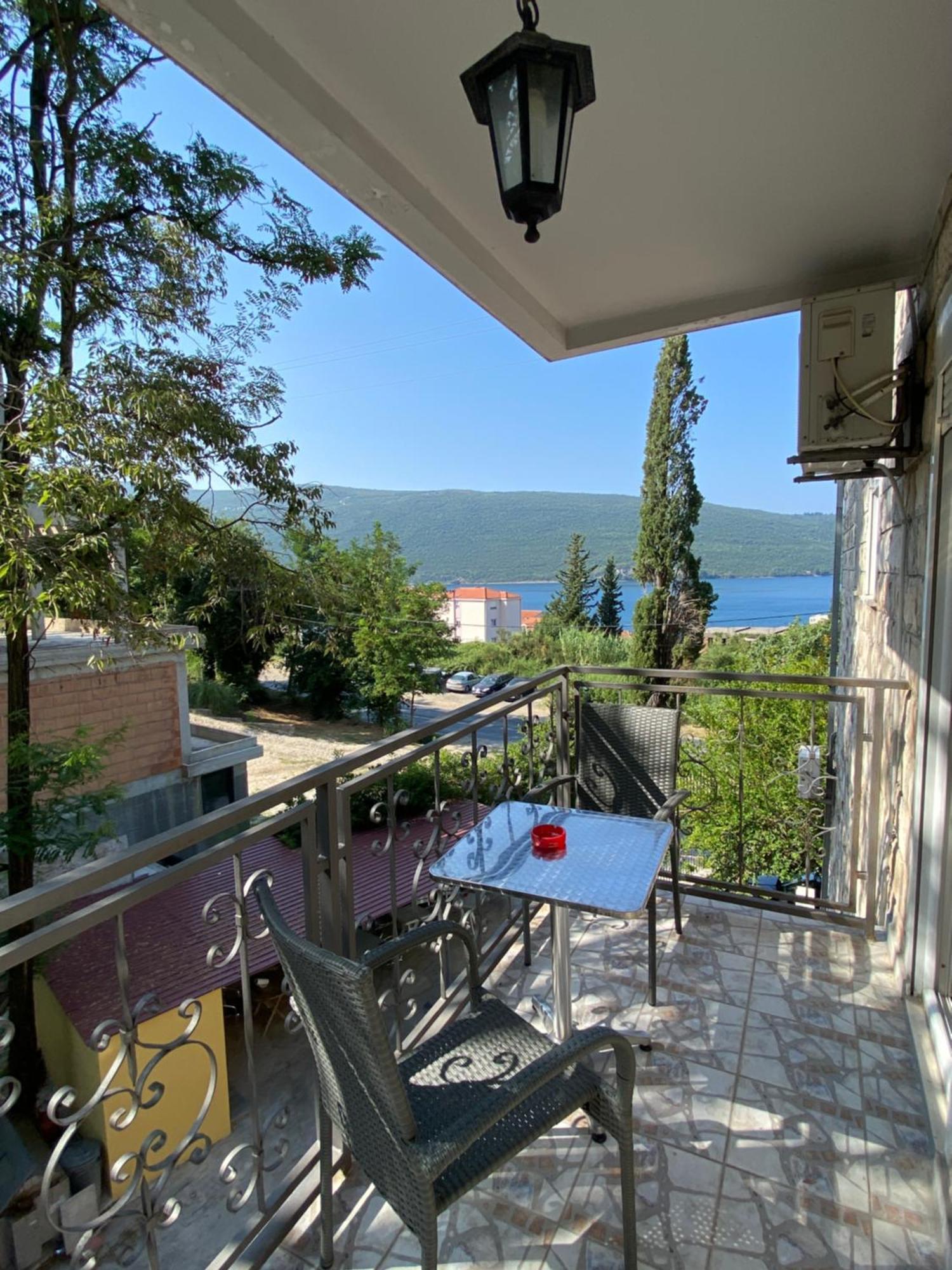 Vila Corovic Kumbor Exterior foto